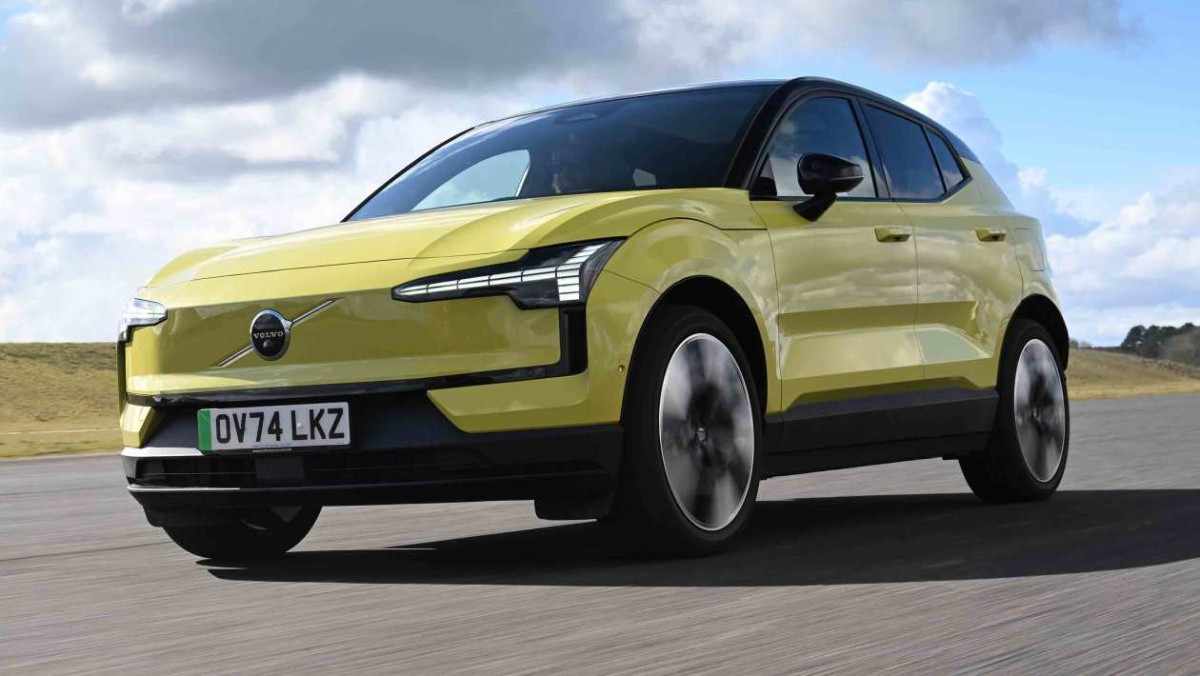 2025 Volvo EX30