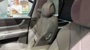 Front Seats