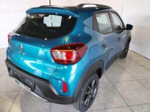 2025 Kwid rear Profile