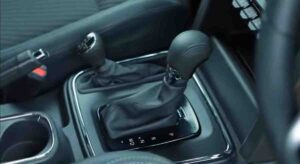 2025 Thar 3-Door 4x4 Gear Selector