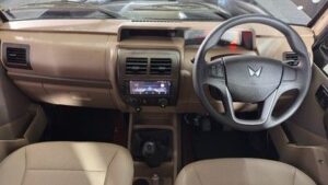 Mahindra Bolero B8 2025 Interiors